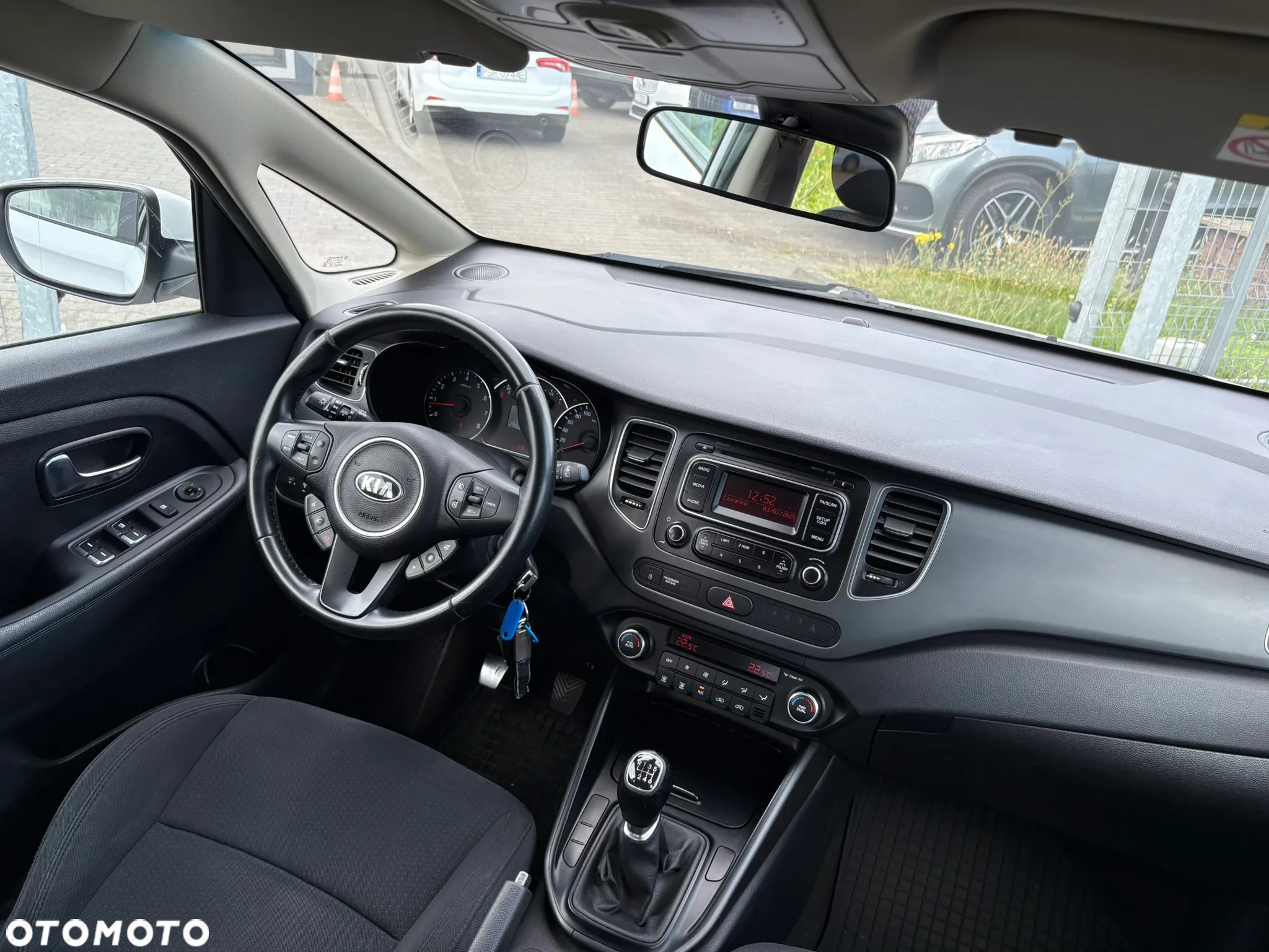 Kia Carens 1.6 GDI M - 20