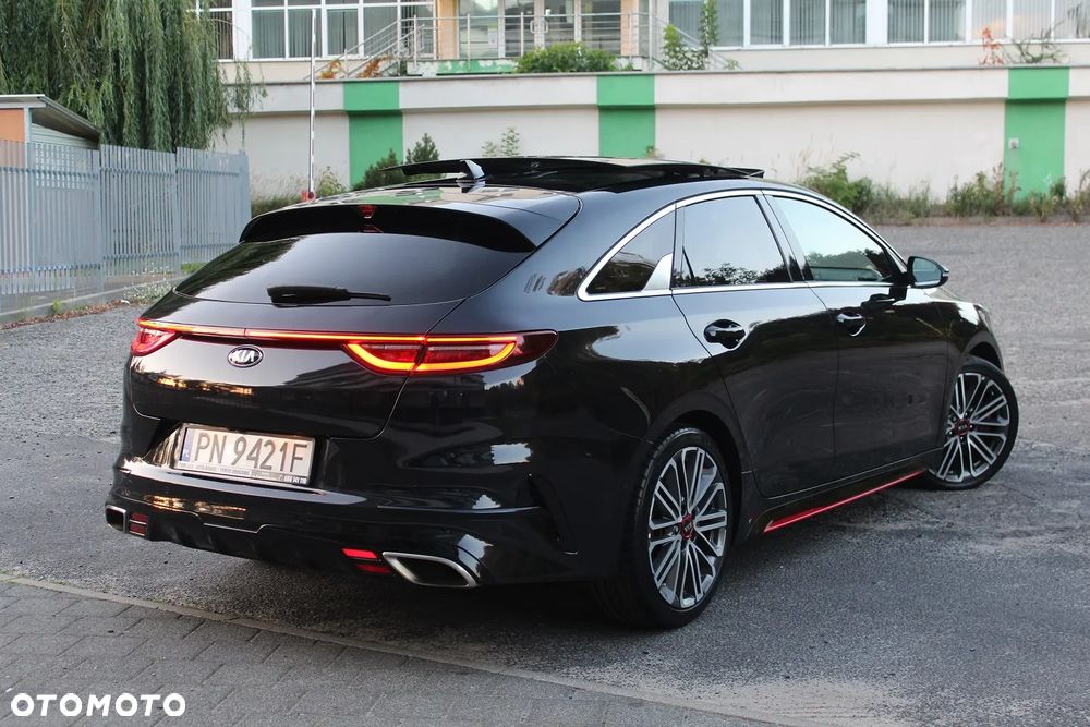 Kia ProCeed - 2