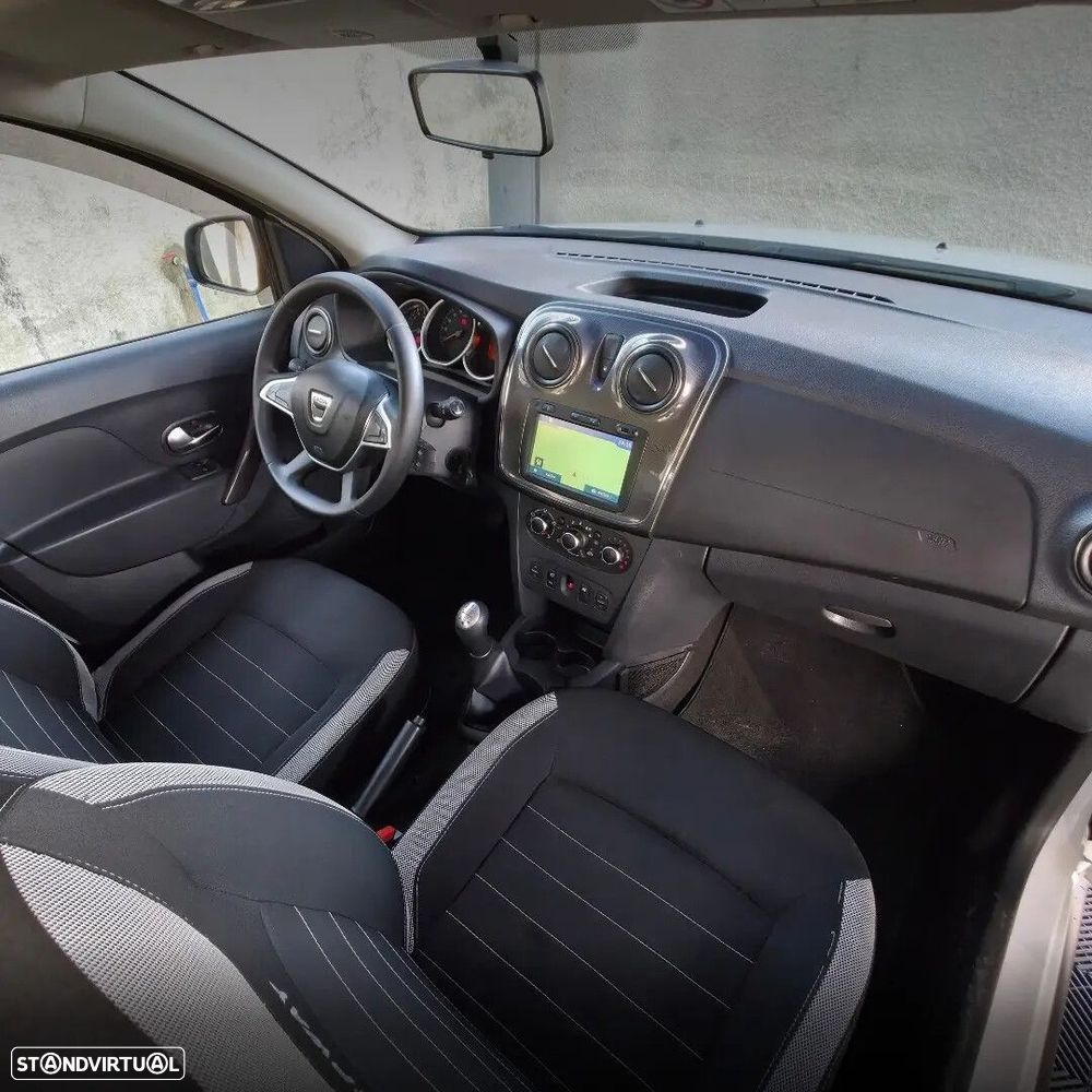 Dacia Sandero 0.9 TCe Stepway - 6