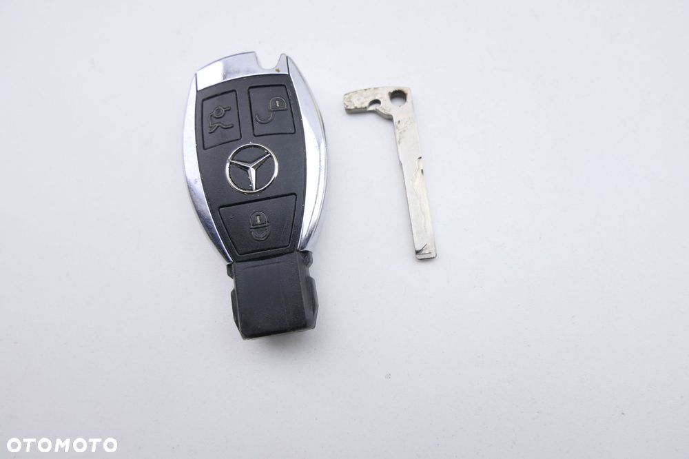 Kluczyk Pilot Rybka MERCEDES W204 W212 W164 W219 - 3
