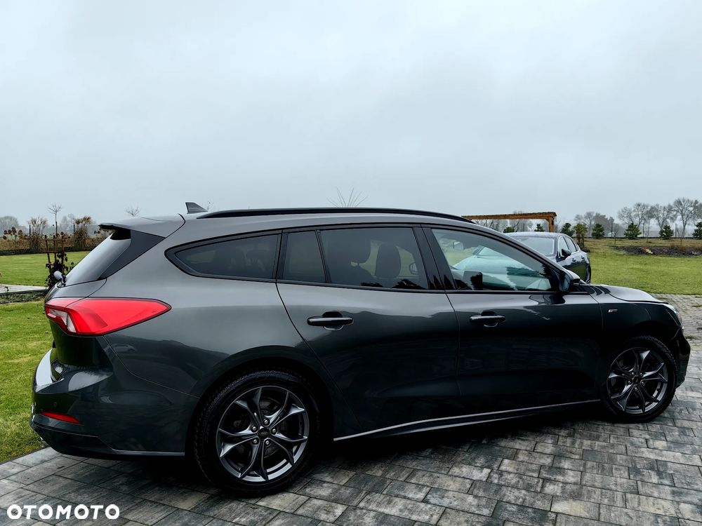 Ford Focus 1.5 EcoBlue Start-Stopp-System ST-LINE - 20