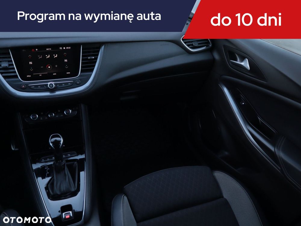 Opel Grandland X - 10