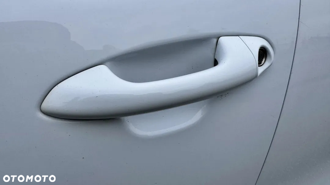 Kia Ceed 1.4 CVVT SW Dream-Team Edition - 13