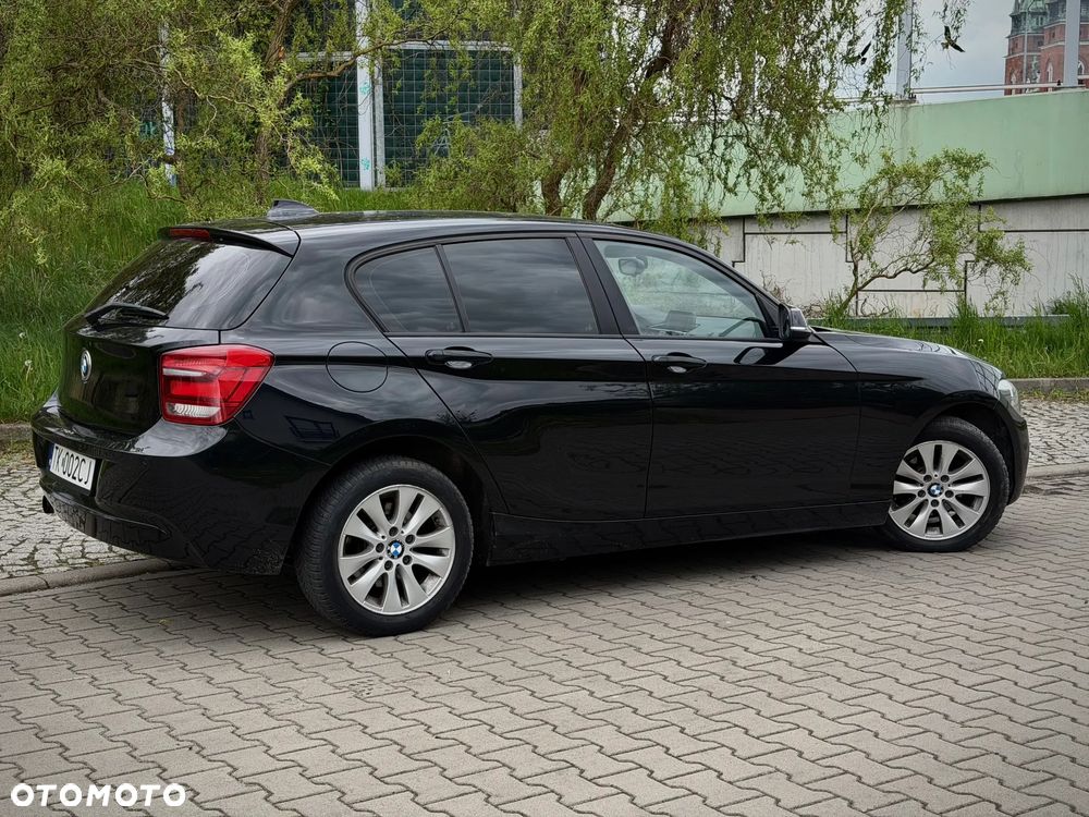 BMW Seria 1 114i - 2