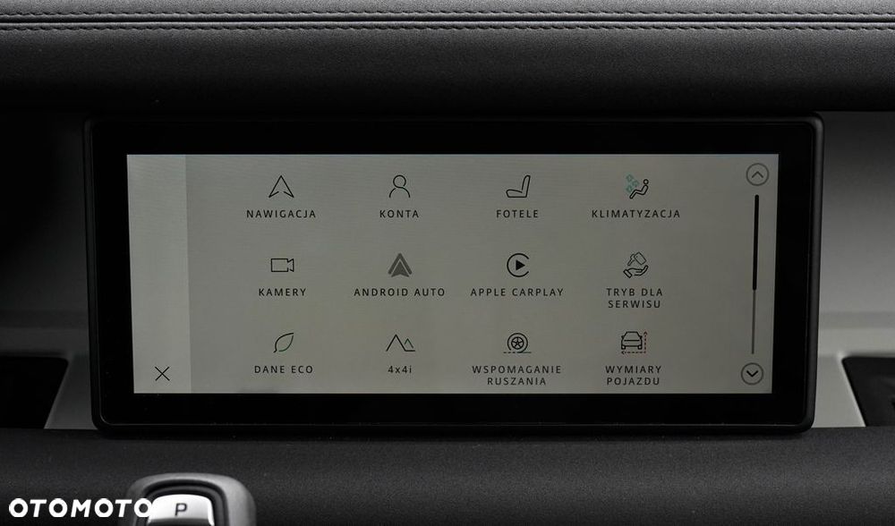 Land Rover Defender - 22