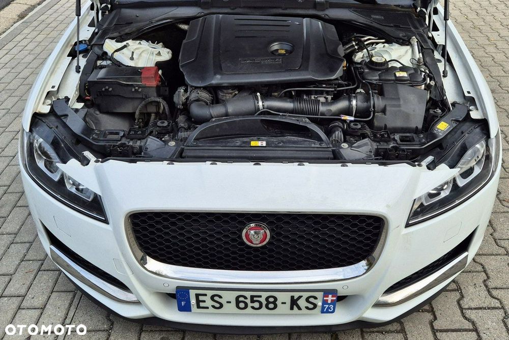 Jaguar XF 20d Sportbrake Prestige - 20