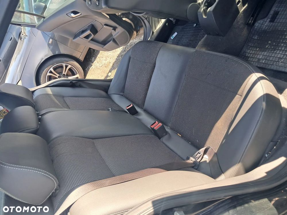 ❌Dawca części ❌ OPEL ASTRA H 2009 HB 1.4 16V KOD LAK: Z20R - 14