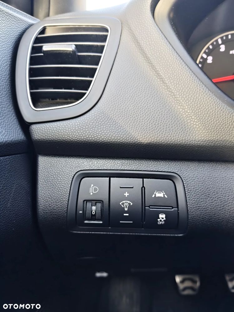 Hyundai i20 1.4 Premium - 13