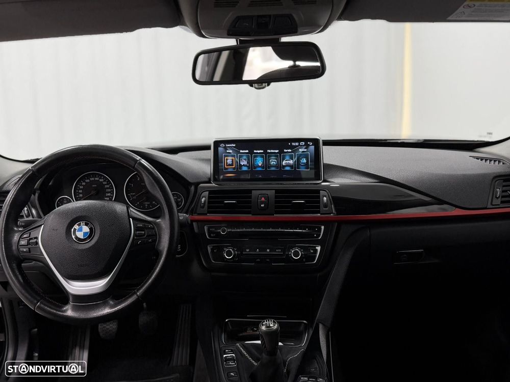 BMW 320 d Line Sport - 8