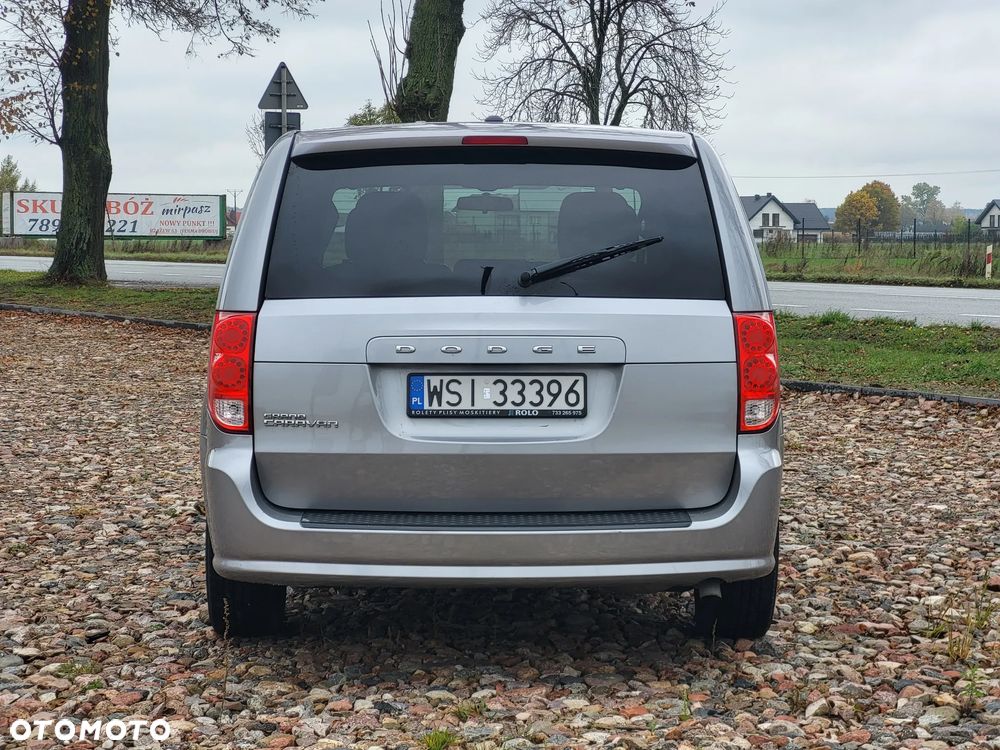 Dodge Grand Caravan - 6