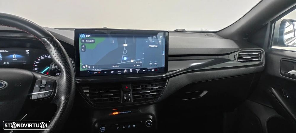 Ford Focus 1.0 EcoBoost MHEV ST-Line - 27