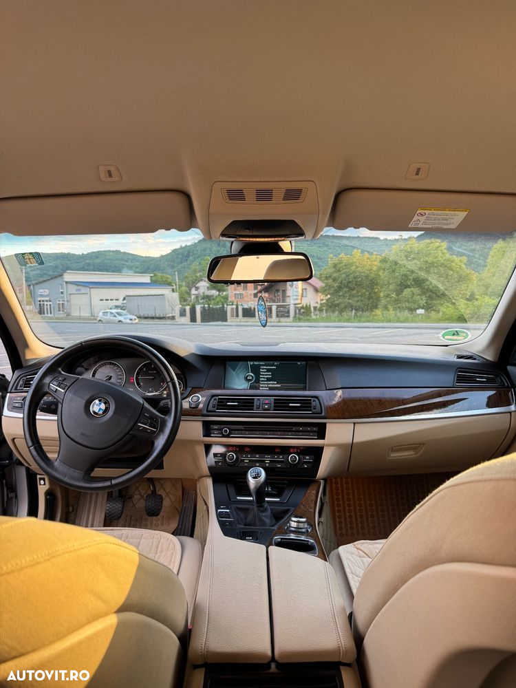 BMW Seria 5 520d EfficientDynamics Edition - 16