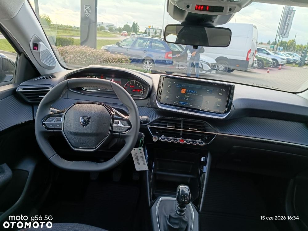 Peugeot 208 - 11