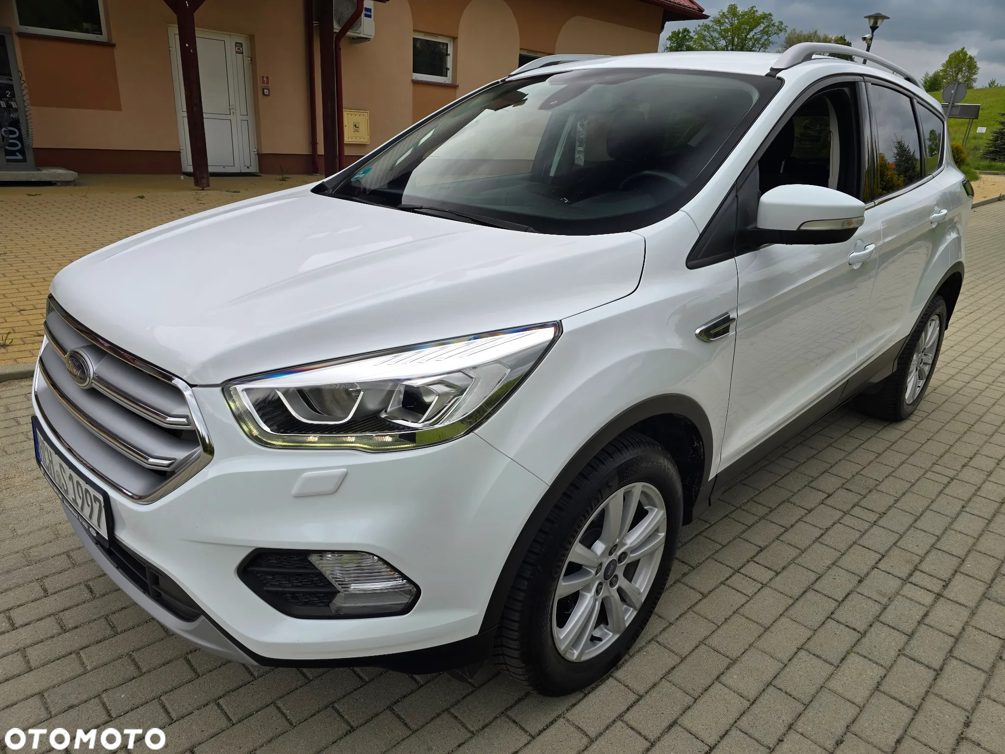Ford Kuga 1.5 EcoBoost 2x4 SYNC - 11