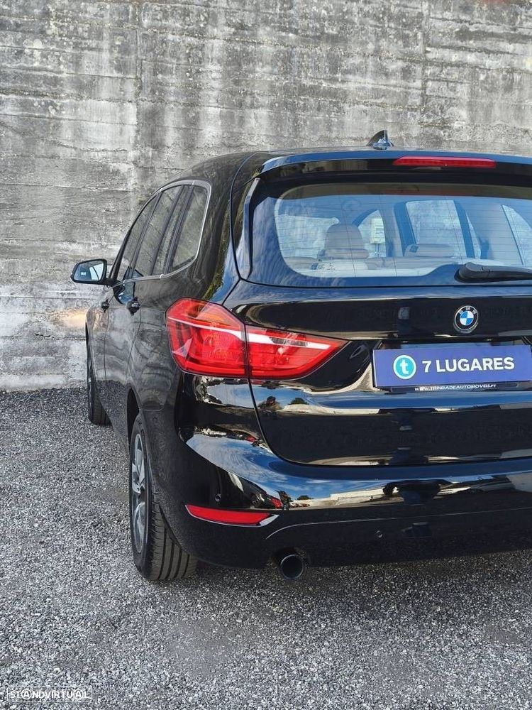 BMW 216 Gran Tourer d 7L Line Luxury - 29