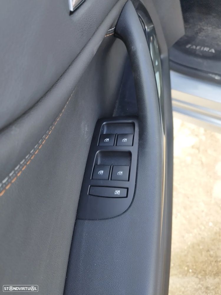 Opel Zafira 1.4 T Dynamic GPL - 22