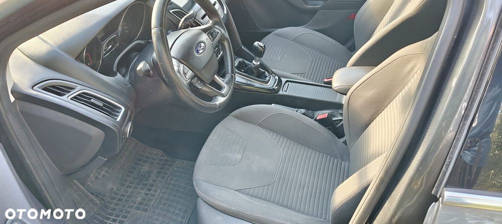 Ford Focus 2.0 TDCi Titanium ASS - 7
