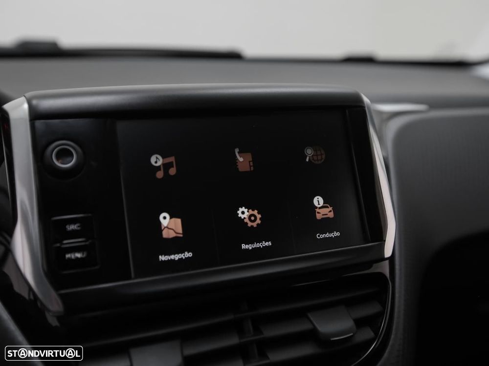 Peugeot 2008 1.2 PureTech Active - 19