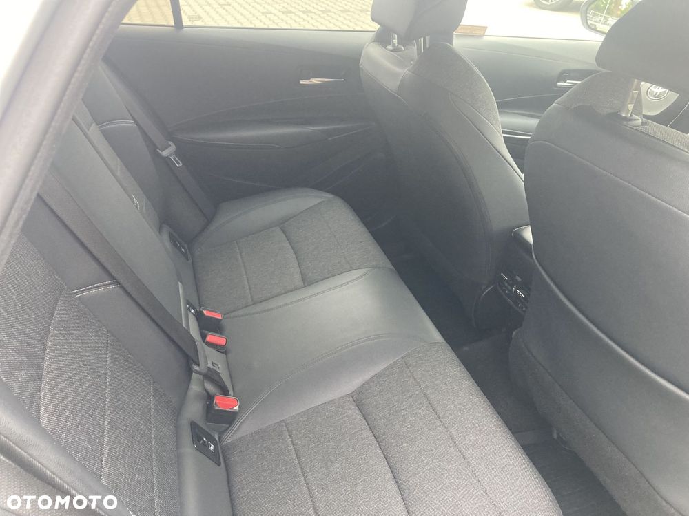 Toyota Corolla 2.0 Hybrid Comfort - 10