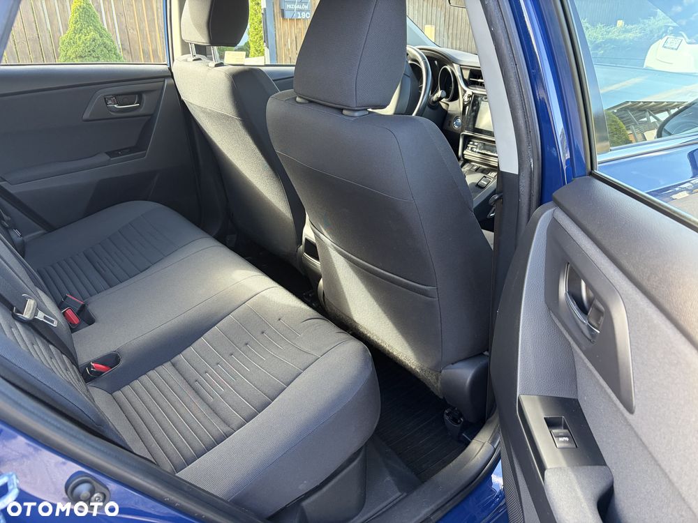 Toyota Auris - 7