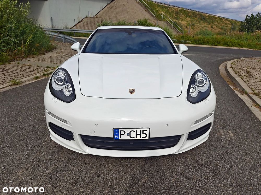 Porsche Panamera - 24