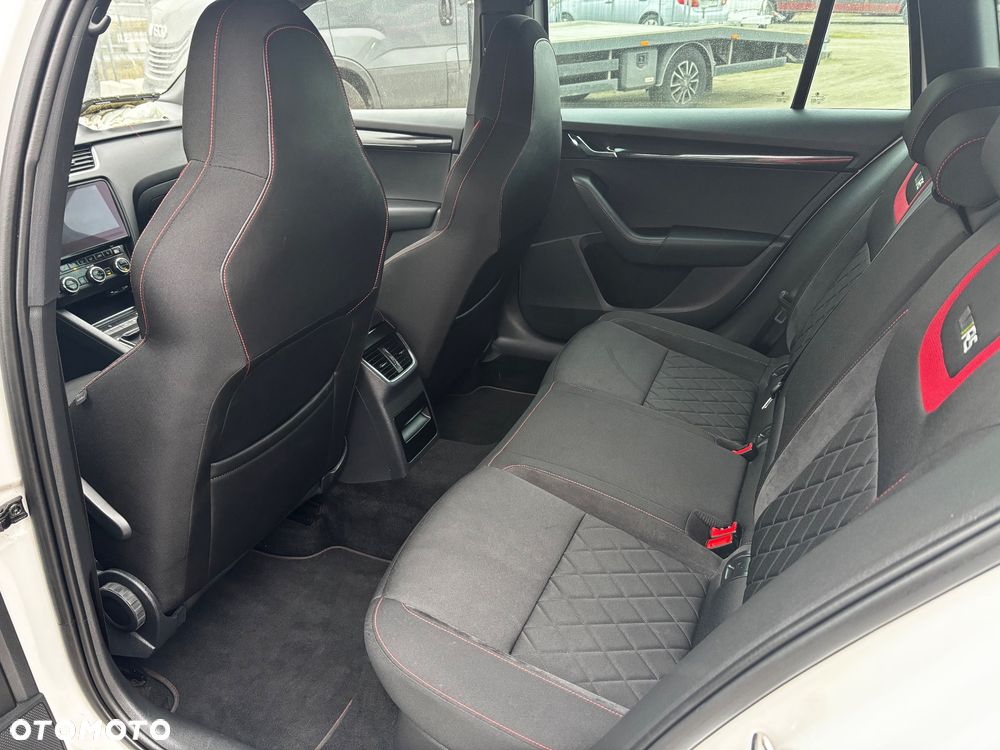Skoda Octavia 2.0 TDI (Green tec) RS - 21