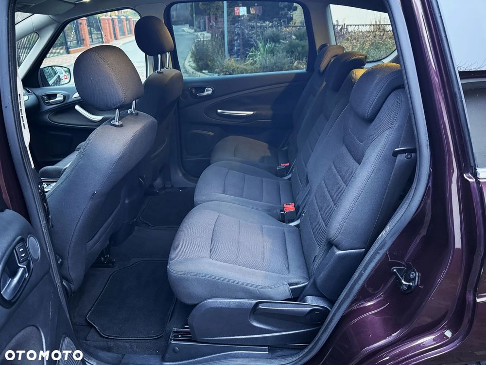 Ford S-Max 2.0 TDCi DPF Titanium - 19