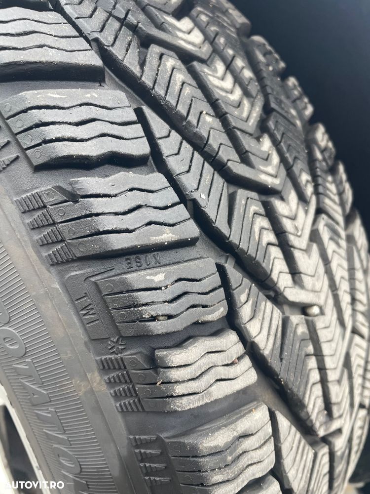 Mercedes-Benz E - 23