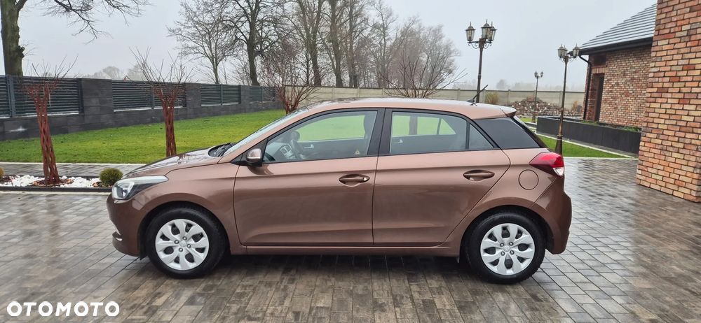 Hyundai i20 1.2 Trend - 10