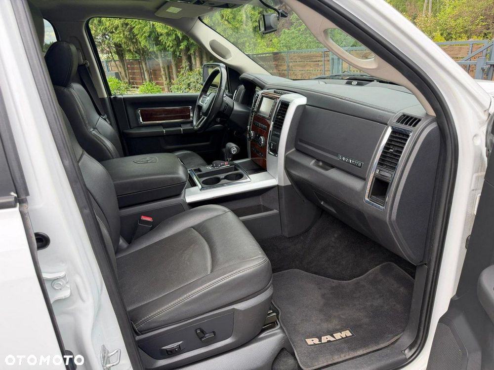Dodge RAM 5.7 4x4 - 12