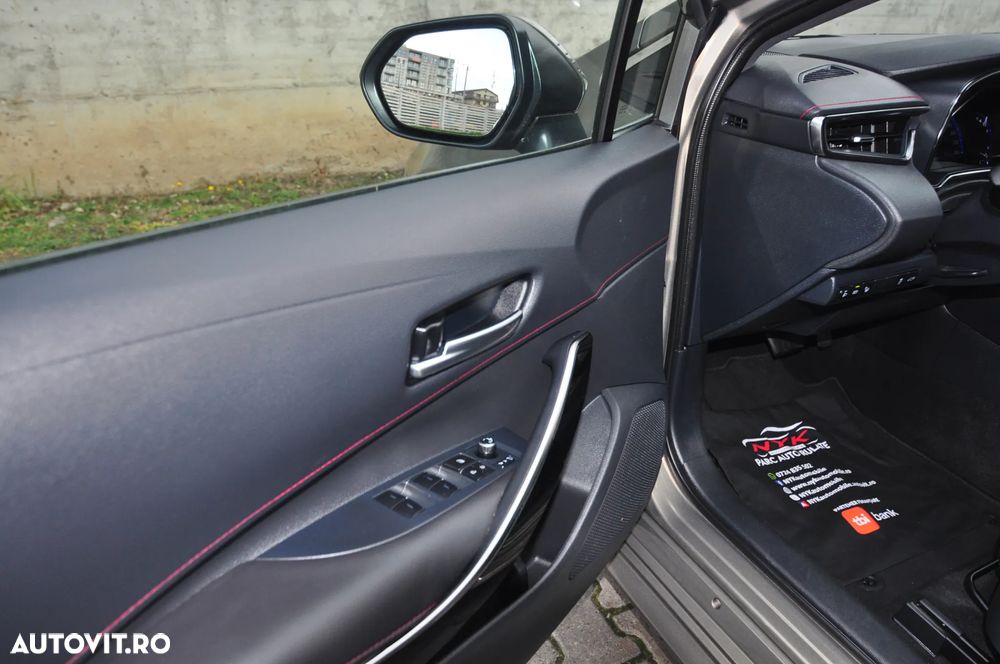 Toyota Corolla 1.8 HSD TS Exclusive Plus tapiterie Neagra - 17