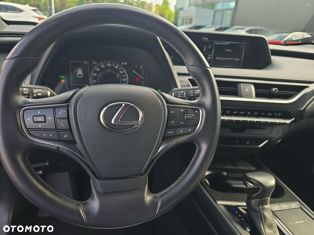 Lexus UX 250h GPF Business Edition 2WD - 16
