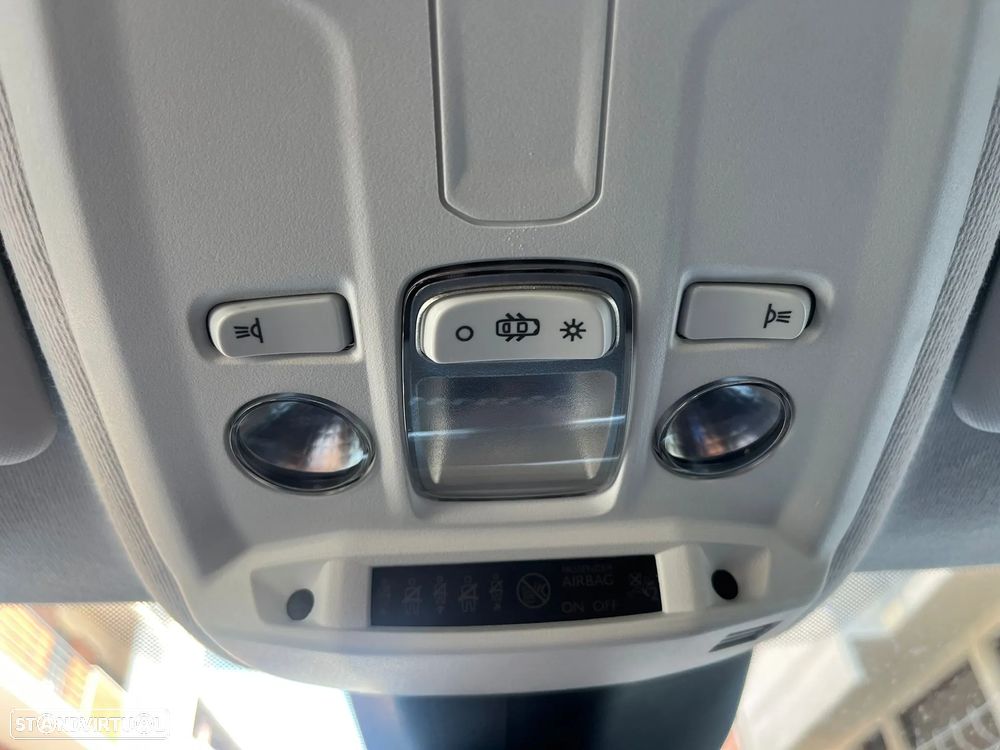 Peugeot 208 1.5 BlueHDi Active Business Pack - 29