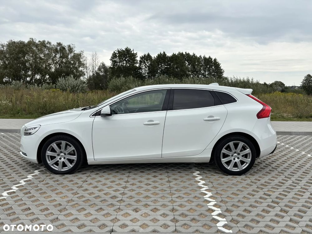 Volvo V40 D3 Drive-E Inscription - 9
