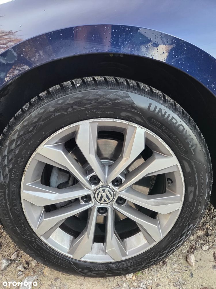 Volkswagen Passat - 9