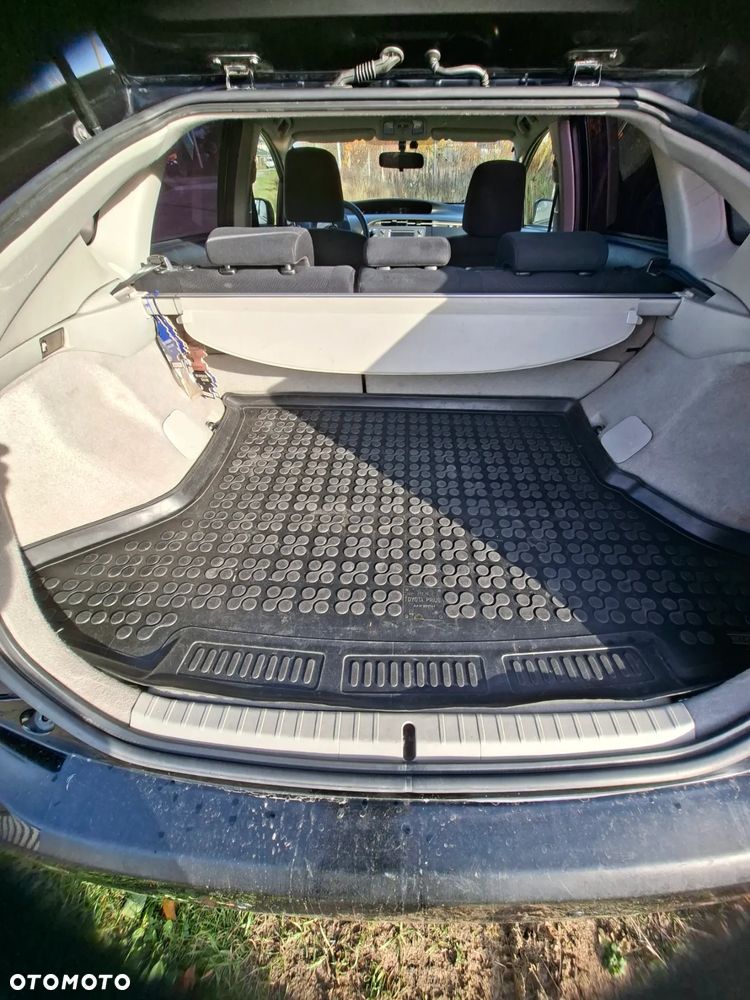 Toyota Prius 1.8 HSD Luna - 15