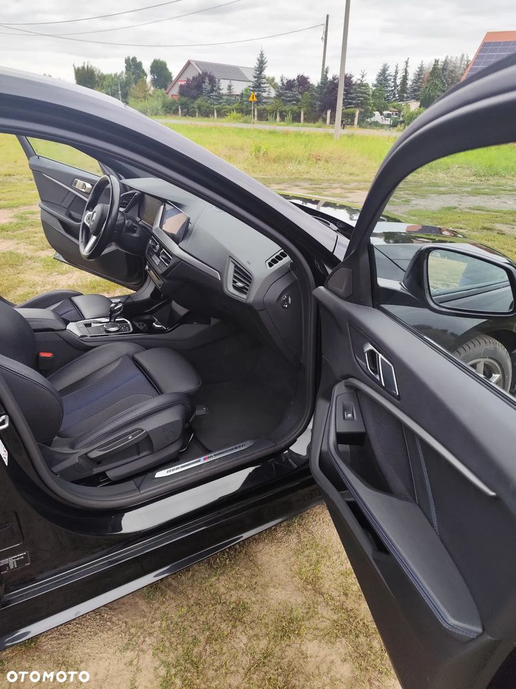 BMW Seria 1 120d Edition M Sport Shadow - 21