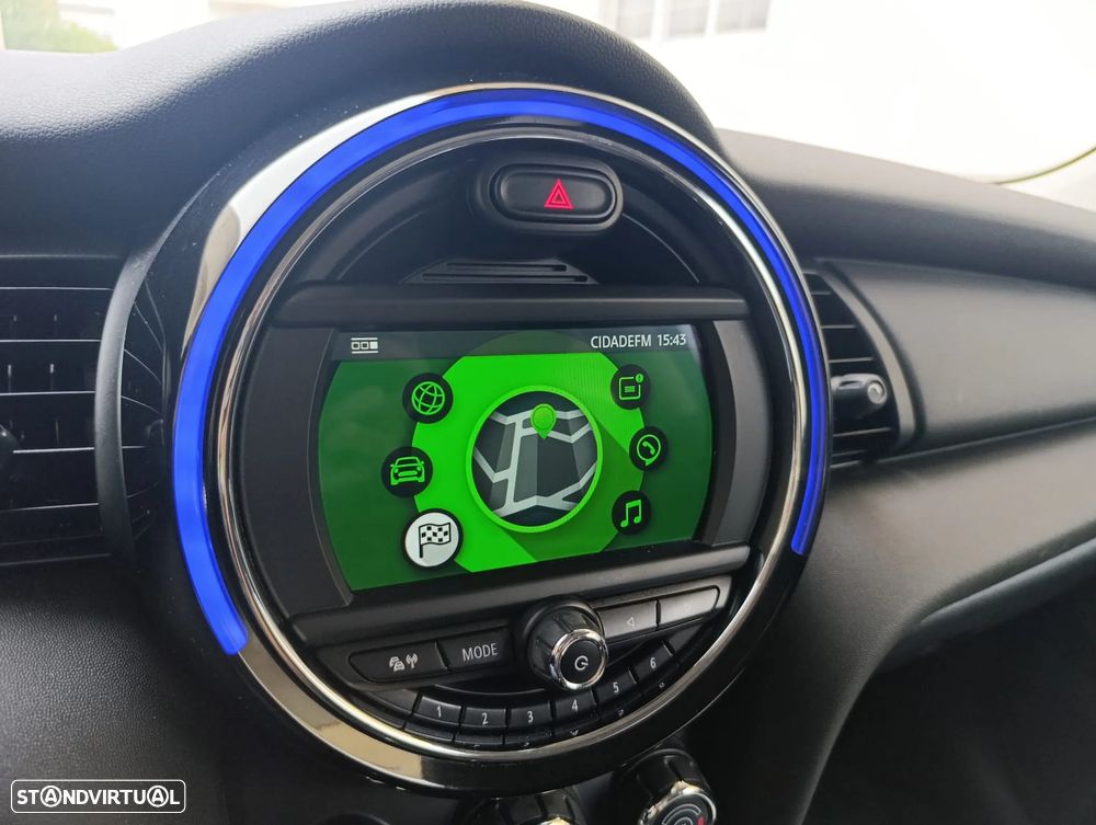 MINI 3 Portas One - 18