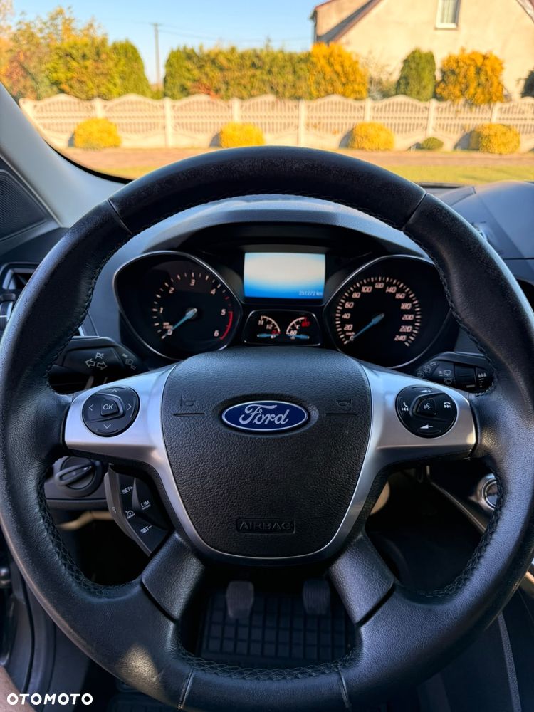 Ford Kuga 2.0 TDCi 4x4 Titanium - 22