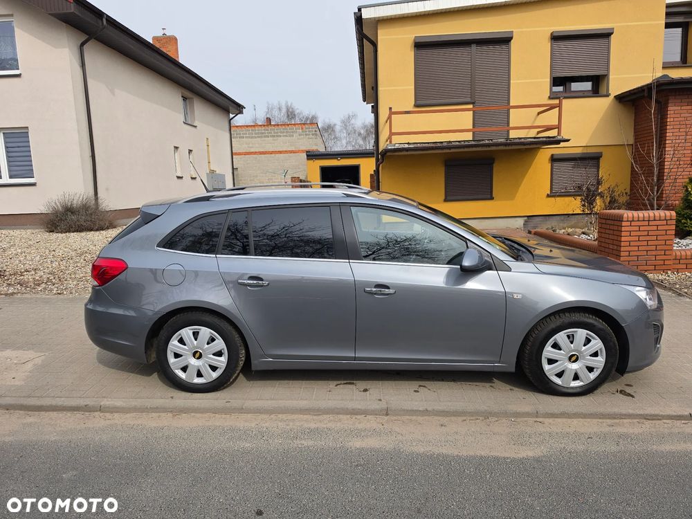 Chevrolet Cruze 2.0 LTZ - 9