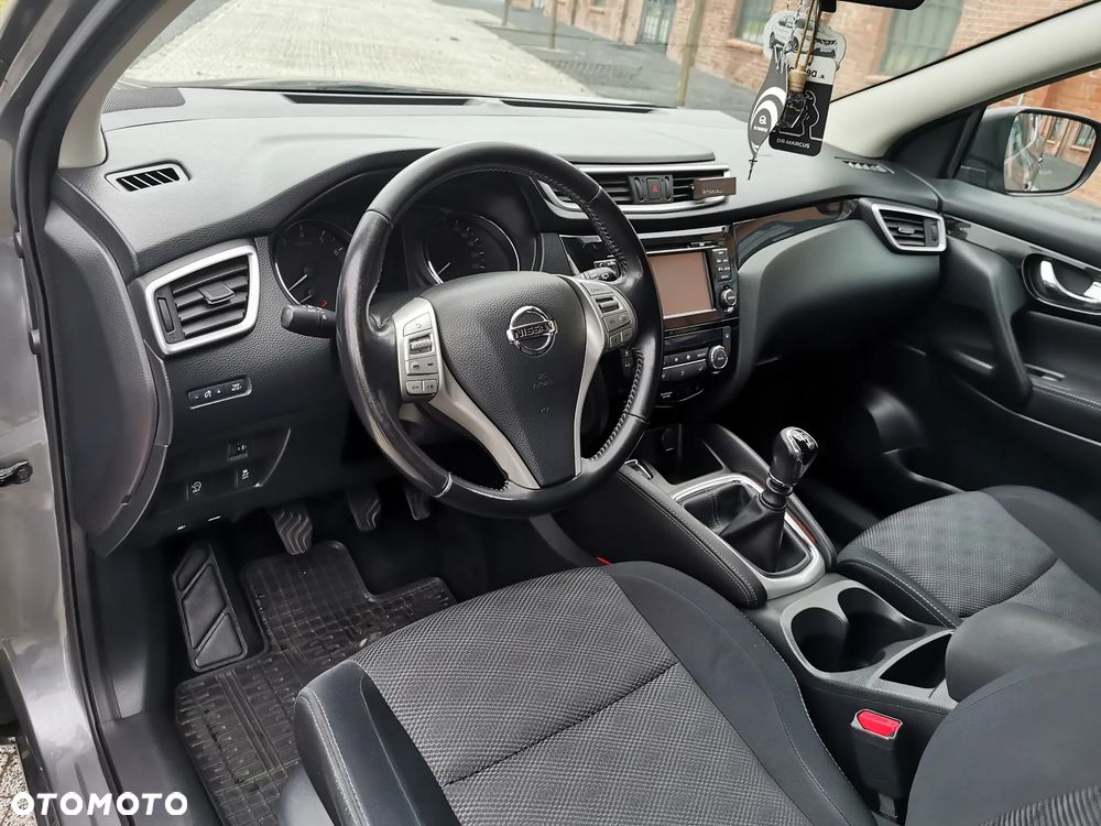 Nissan Qashqai 1.2 DIG-T Acenta EU6 - 19