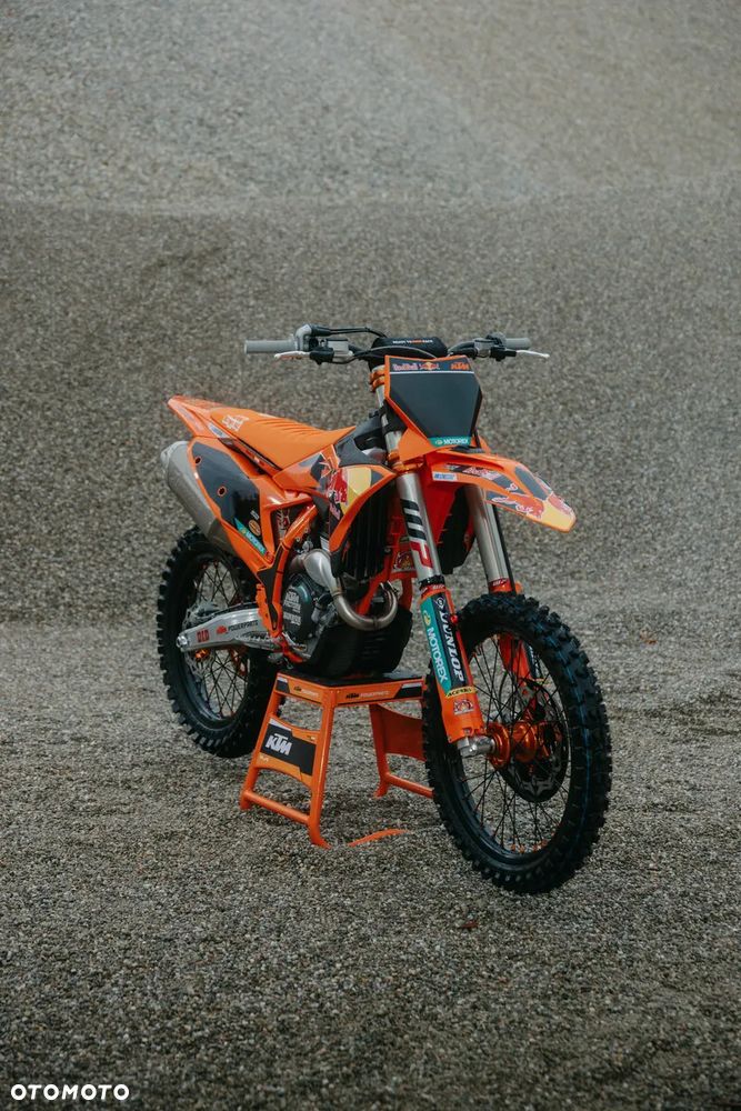KTM SXF - 10