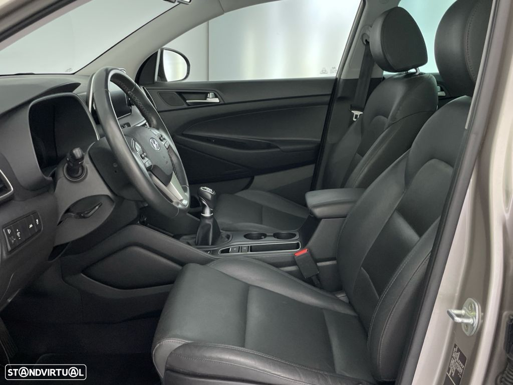 Hyundai Tucson 1.6 CRDi Premium +P.Pe+P.Style Plus - 11