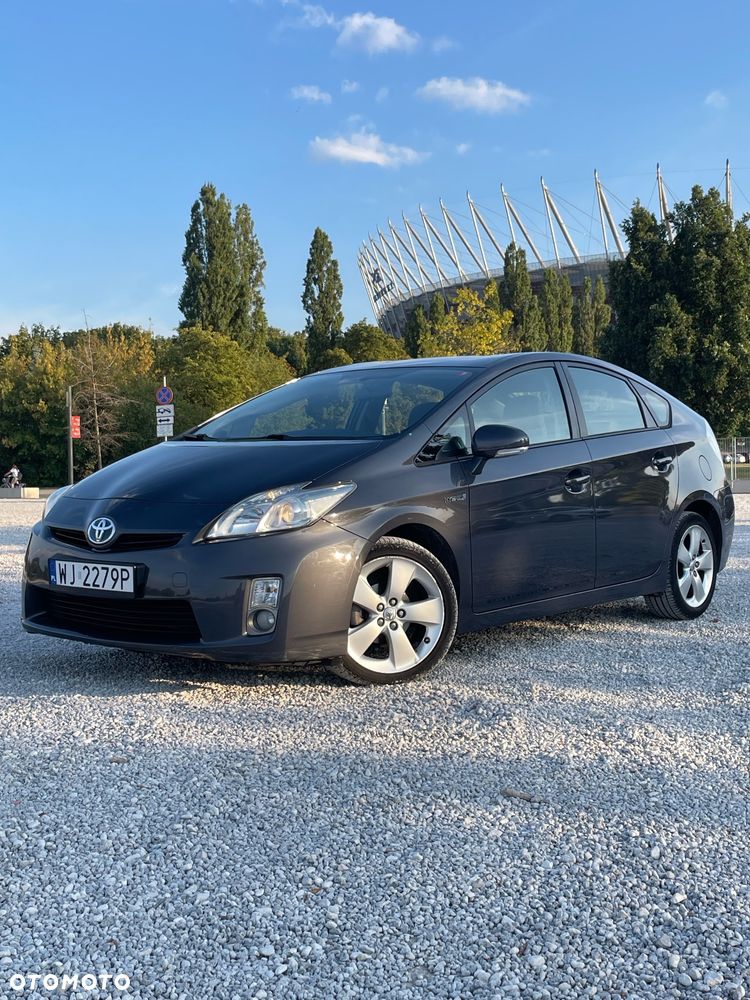 Toyota Prius (Hybrid) Comfort - 1