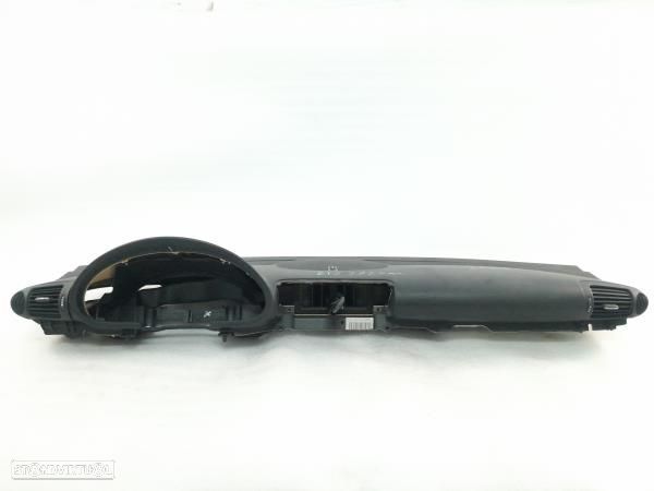 Tablier Mercedes-Benz C-Class (W203) - 1
