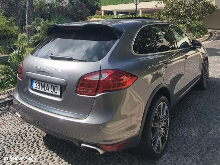 Porsche Cayenne S - 6