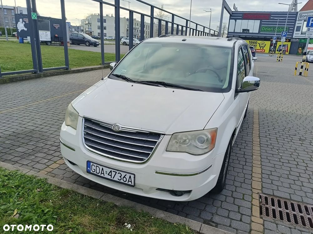 Chrysler Town & Country 4.0 Limited - 11