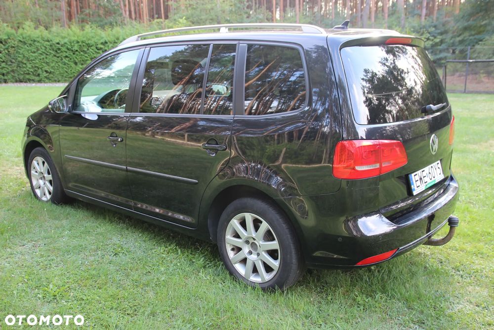 Volkswagen Touran 2.0 TDI DPF Highline DSG - 5