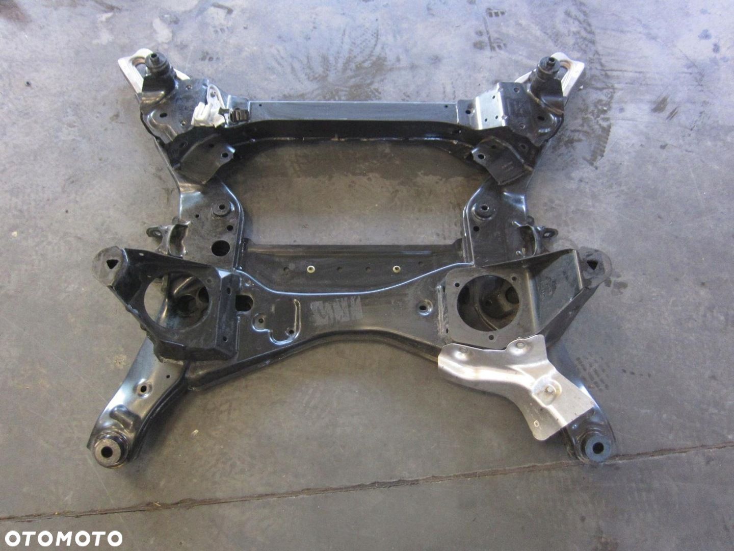 BMW X3 G01 X4 BELKA ZAWIESZENIA TRAWERS SILNIKA SANKI 6891256 31106891256 - 1