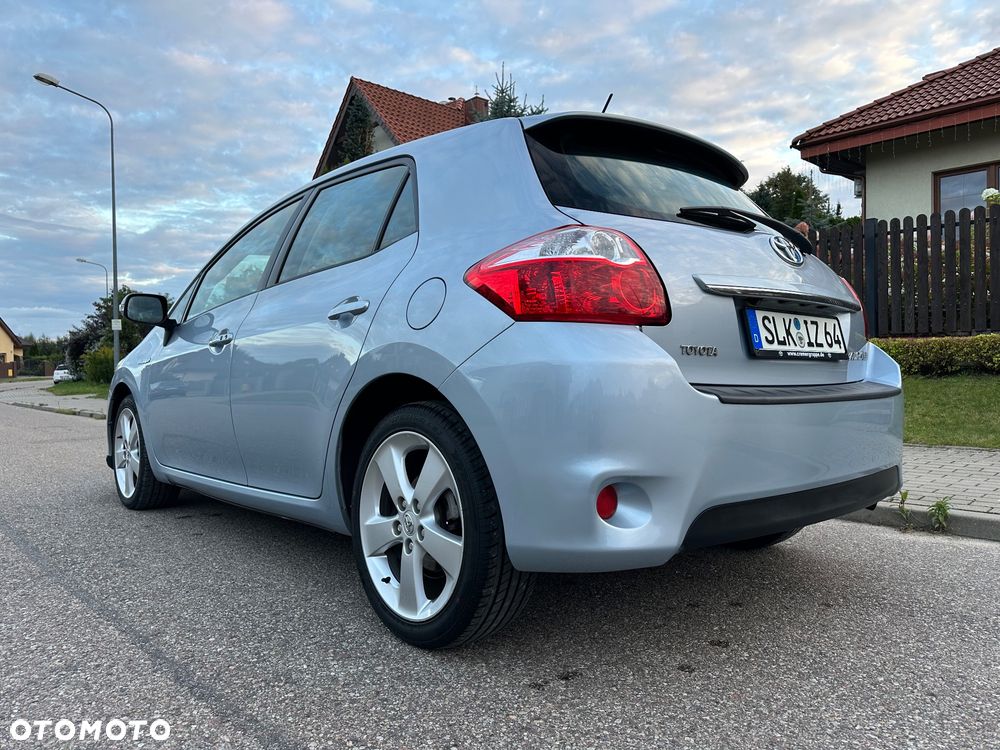 Toyota Auris 1.8 HSD Luna - 13